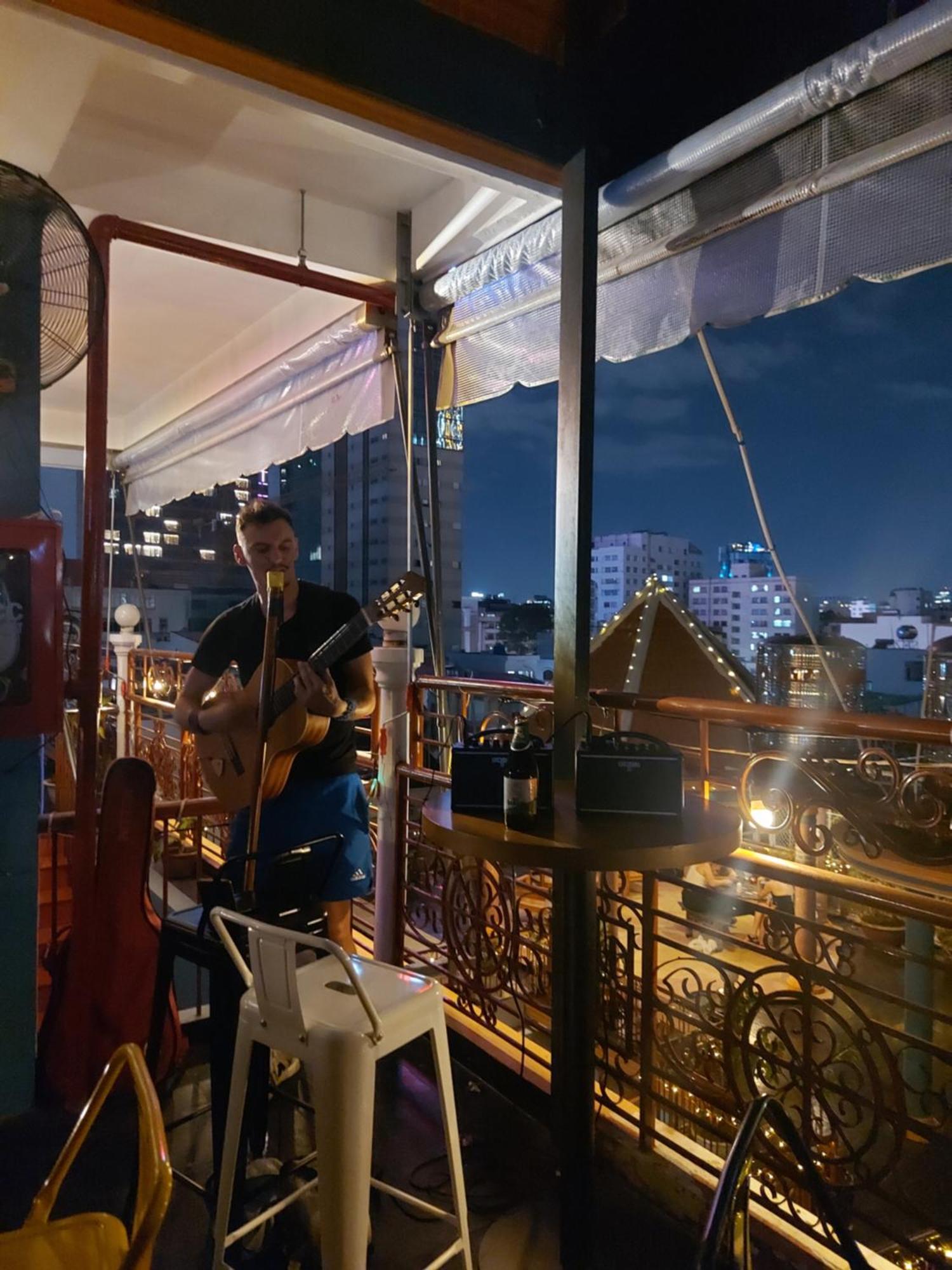 Saigon Rooftops Hostel Ho Chi Minh Zewnętrze zdjęcie