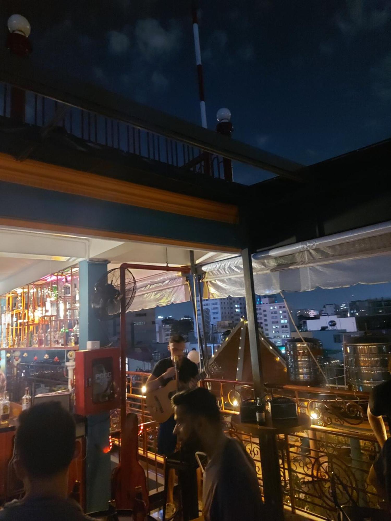 Saigon Rooftops Hostel Ho Chi Minh Zewnętrze zdjęcie