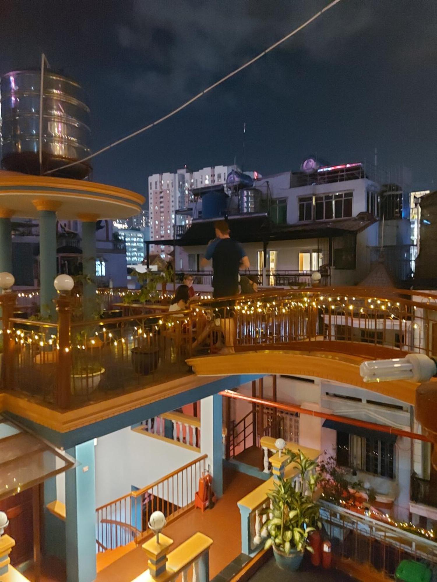 Saigon Rooftops Hostel Ho Chi Minh Zewnętrze zdjęcie