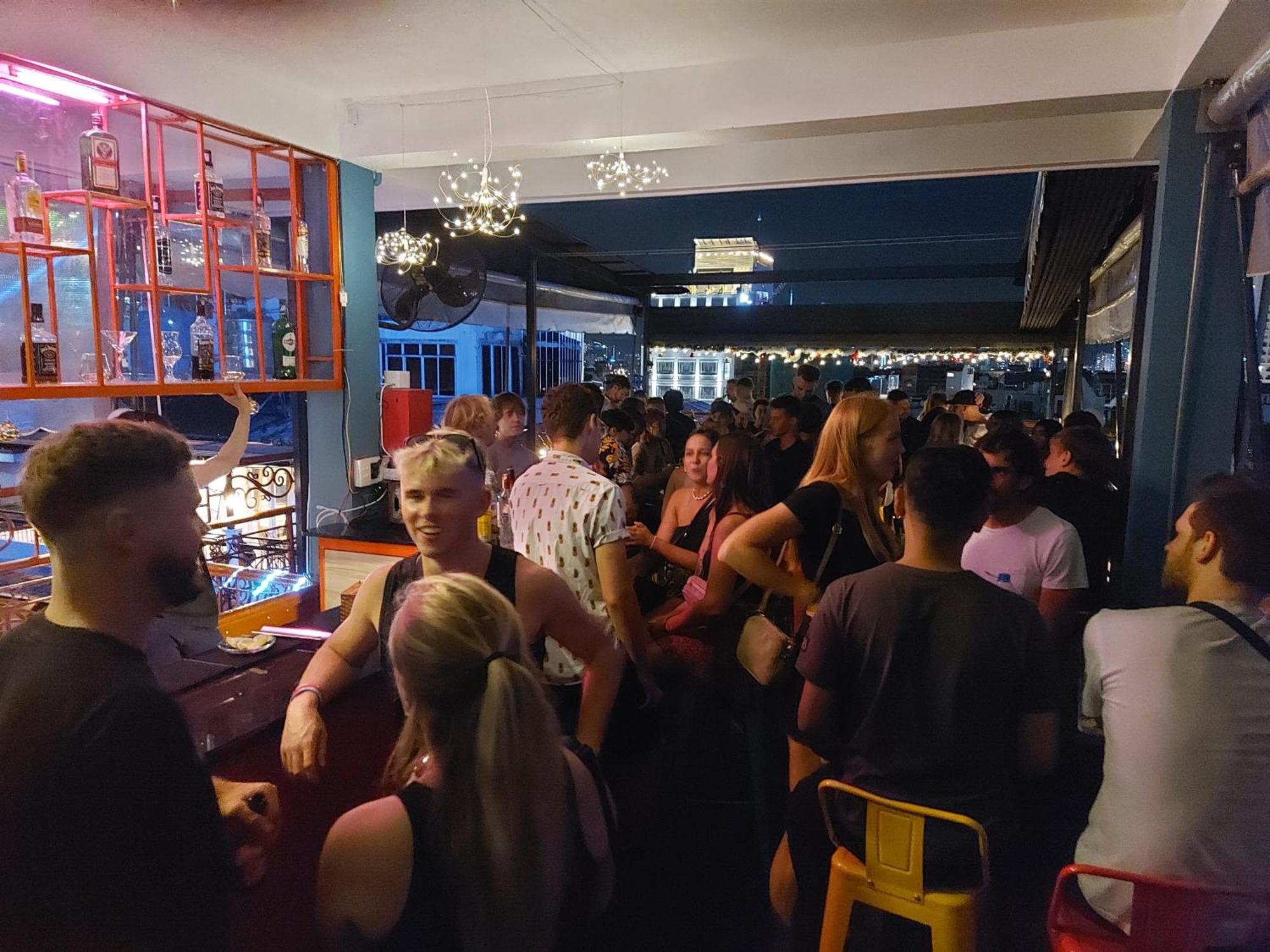Saigon Rooftops Hostel Ho Chi Minh Zewnętrze zdjęcie